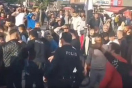 Porno uning mushuk va anal boncuk bir tebranish tuxum qoyish