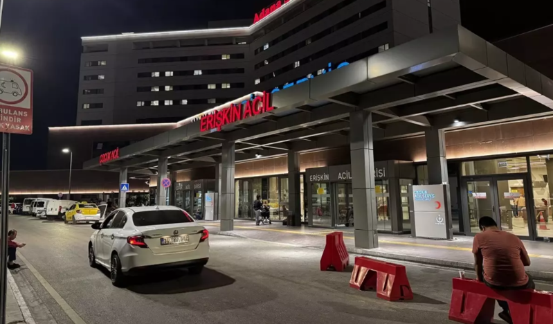 Avtomobil park etmə davası faciə ilə bitdi: ata öldü, qızı yaralandı