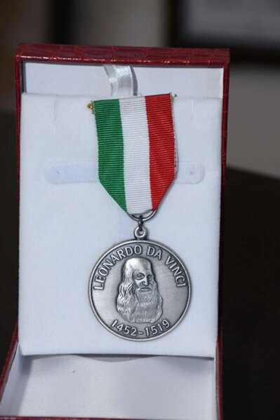 BMT azərbaycanlı aktrisaya medal verdi