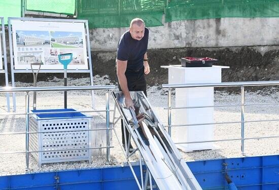 Şuşa xəstəxanasının təməli qoyuldu