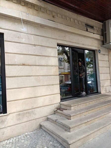 Nazirlik Taleh Yüzbəyovun kafesi ilə bağlı tədbir gördü - Fotolar