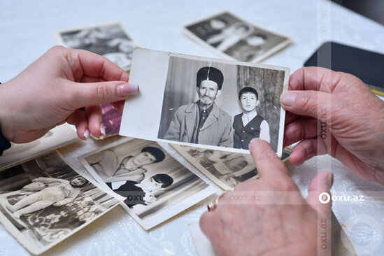 İllərlə yalançı qəbirlə özünə təsəlli verən, oğlunun sümüyünün tapılmasına qurban deyən ana - FOTO