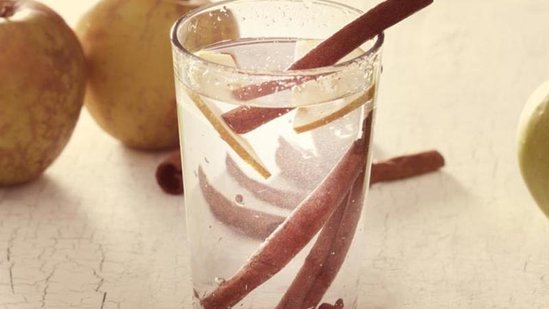 Acqarına darçınlı su içsəniz orqanizmdə nə baş verəcək?