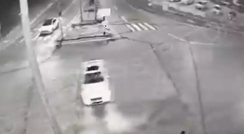 Drift edən iki sürücü ciddi cəzaya məruz qaldı - VİDEO