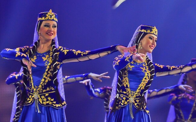 Azərbaycanda toy aparıcıları, çalğıçılar, rəqqaslar və bərbərlər ilə bağlı VACİB QƏRAR