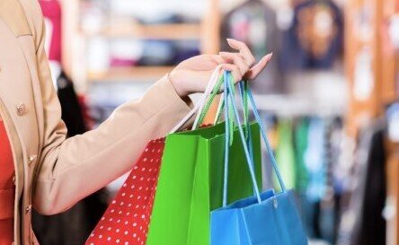 Endirim tələləri və "son şans" oyunu: İstehlakçılar necə manipulyasiya olunur? - AÇIQLAMA