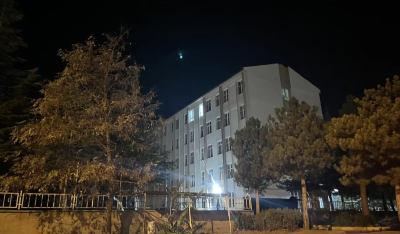 Lissey yataqxanasında 6 şagird yedikləri tordan zəhərləndi