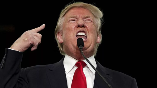 Donald Trampın 10 gülməli FOTOSU - Bu gün ad günüdür