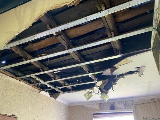 Bərdədə şəhid ailəsinin evi yandı - FOTO