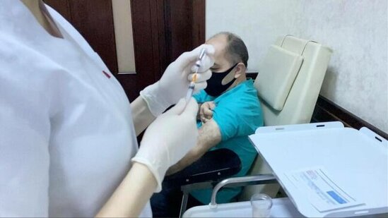 Vaksin vurduran Adil Qeybulladan VACİB ÇAĞIRIŞ - FOTO