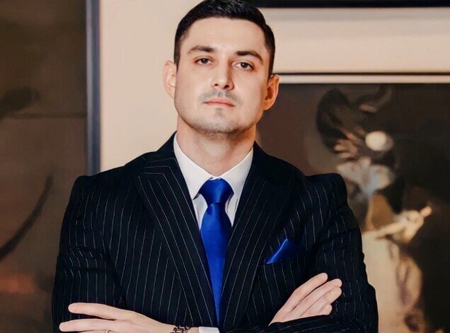 Bankların kredit zamanı qohum və tanışların nömrəsini istəməsi qanun pozuntusudurmu? – Vəkil açıqladı