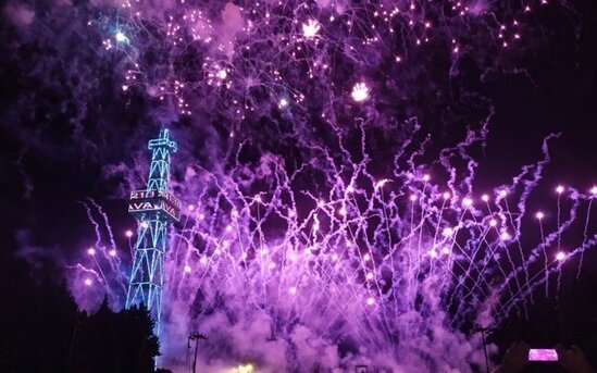 Bakıdakı atəşfəşanlıqdan VİDEO