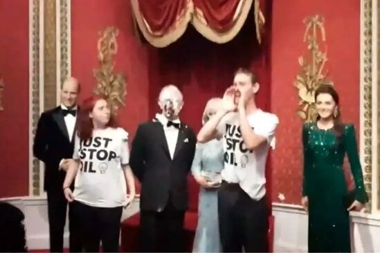 Məşhur muzeydə Kral III Çarlza qarşı "sui-qəsd cəhdi" olub - VİDEO