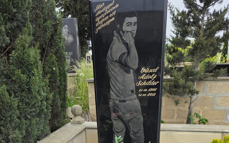 Vüsalın qətlinə görə cəmi 10 min veribmiş...