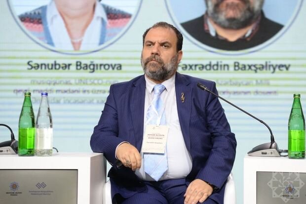 Fəxrəddin Baxşəliyev: "Balaca uşağa dəfi verirlər ki, al, səsin var, oxu"