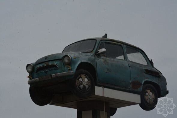 Sahibkarın 60 manata aldığı "Zaporojets" avtomobillərə yuxarıdan aşağı "baxır" - FOTO