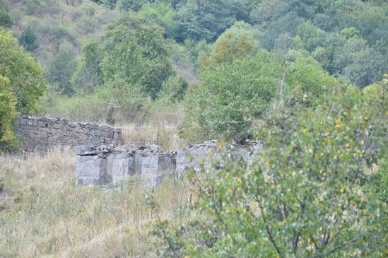 Ermənilərin viran qoyduğu Kəlbəcərin Armudlu kəndindən görüntülər - FOTO