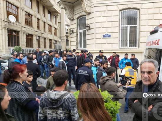 Bakıda "Prius" kuryeri vurub xəstəxanalıq etdi - FOTO