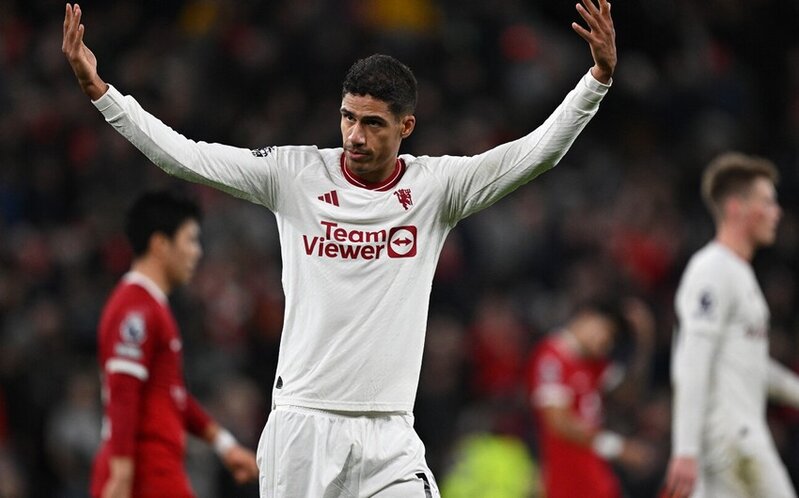 İki futbol nəhəngi Rafael Varan üçün mübarizə aparır