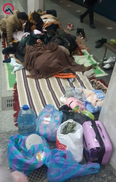 Xarkovda 3 azərbaycanlı ailə metro keçidində qalıb - FOTOLAR