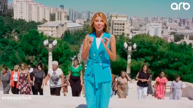 Xoşqədəm Bakının ən hündür zirvəsindən anons verdi: "Sevgi, inam, etibar..." (VİDEO)