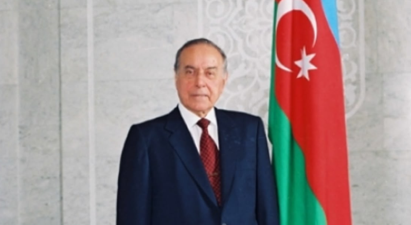 Ulu Öndər Heydər Əliyevin ana dilinin dövlət dili olması uğrunda dönməz mübarizəsi