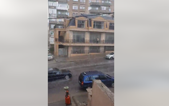 Bakının bu ərazisinə güclü yağış yağır