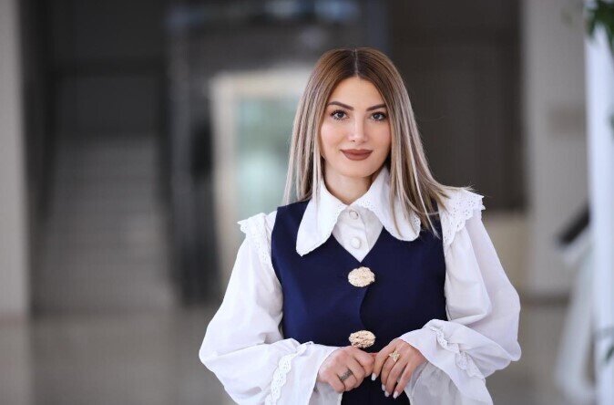 "Teatrın durumu Allahın ümidinə qalıb" - Xəyalə Rəis