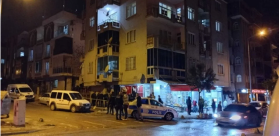 İftar süfrəsində atasını bıçaqla öldürdü