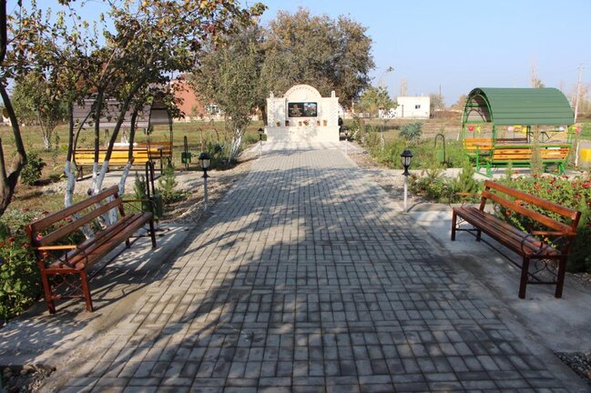 Yevlaxda yeni park istifadəyə verildi