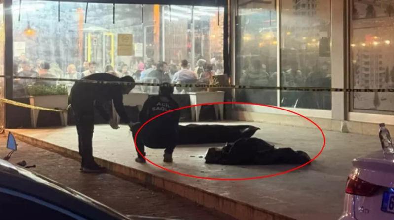 Yanlarındakı meyitə məhəl qoymadan yemək yedilər