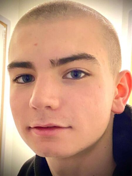 17 yaşlı oğlu intihar etdi - FOTO