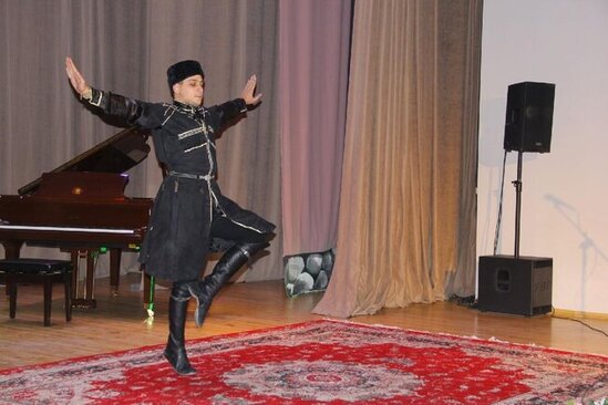Yaşar Nurinin 70 illik yubileyi keçirildi - FOTOLAR