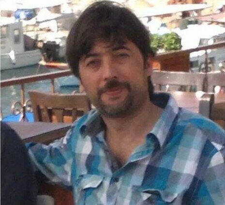 Yatmış ərinin üzərinə qızğın yağ tökərək öldürdü