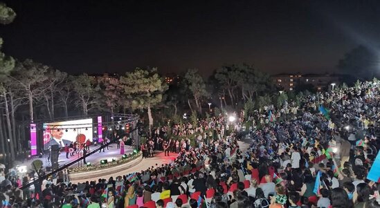 Bakıda Laçının geri qaytarılması ilə əlaqədar konsert və atəşfəşanlıq olub