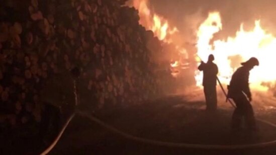 Rusiyada neft deposunda yanğın baş verdi