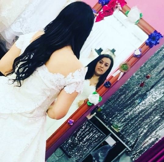 Meyxanaçı Zarina ərə gedir, özü də görün kimə - FOTOLAR