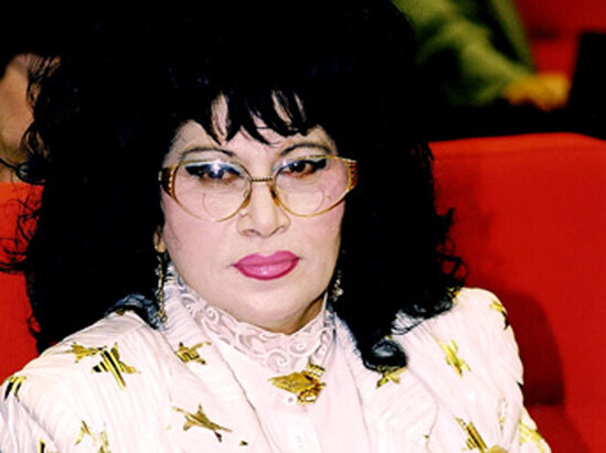 Mehdiyev Zeynəb Xanlarovanın qudasını işdən çıxardı