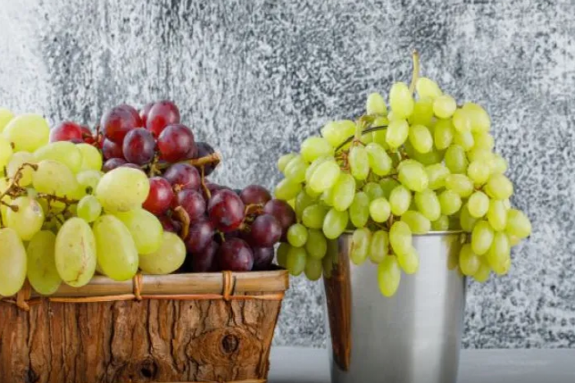 Üzümü qış üçün necə dondurmaq olar?